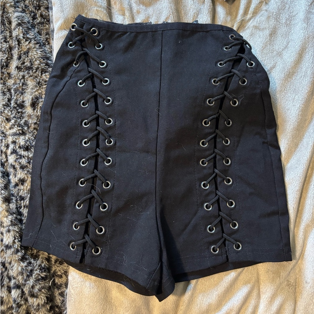 Fashion Nova Black Lace-Up Women Shorts M NWT